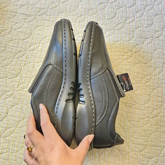 Clarks PRO Artisan Non-Slip Shoes - Picture 6 of 10